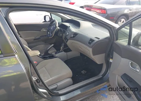 2012 Honda Civic Hf z USA, uszkodzony, nr VIN 2HGFB2F62CH546778